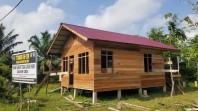 Meski Terkendala Bahan Material,Pembangunan RTLH Rumah Pak Dedi di Desa Pangkalan Terap Capai Progres 70 Persen
