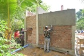 Pembangunan Fasilitas Mandi, Cuci, Kakus di Dayah Balul Ula Al-Munawarah Masuki Tahap Pemasangan Batu Bata dan Plester Dinding