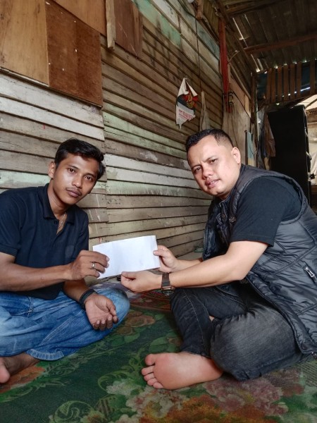 Dibantu AKBP Suwinto, Sahabat Jum'at Salurkan Bantuan Biaya Pendamping Pasien Kurang Mampu