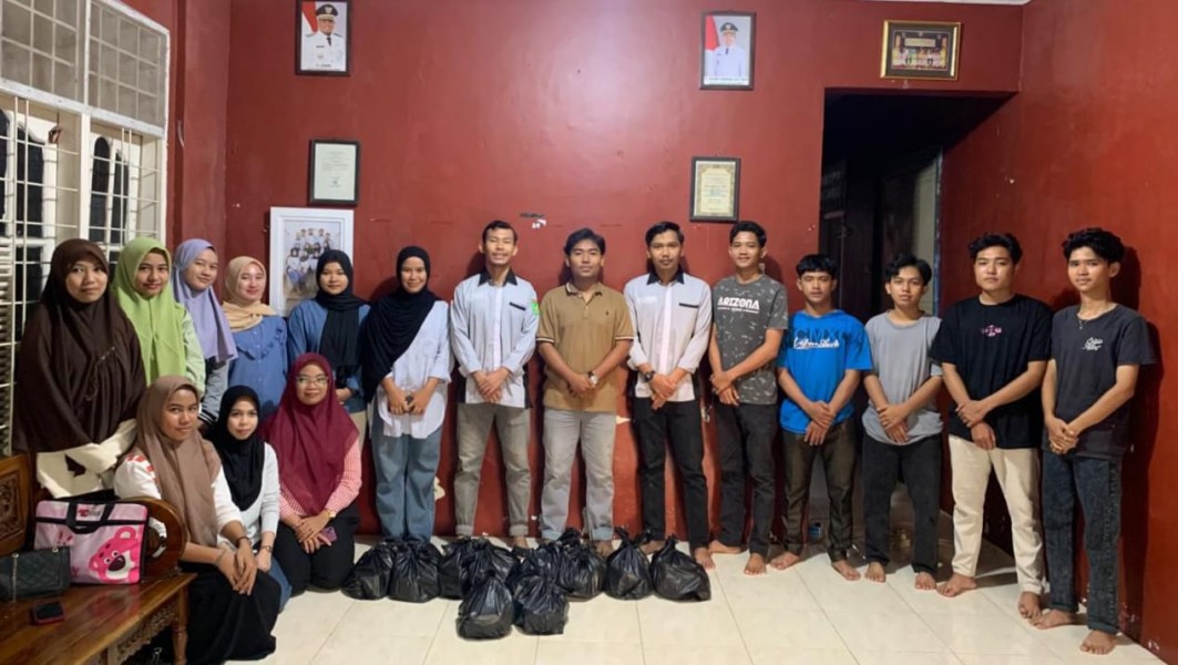 Bupati Pelalawan Salurkan Bantuan untuk IPMAPEL di Sumatera Barat