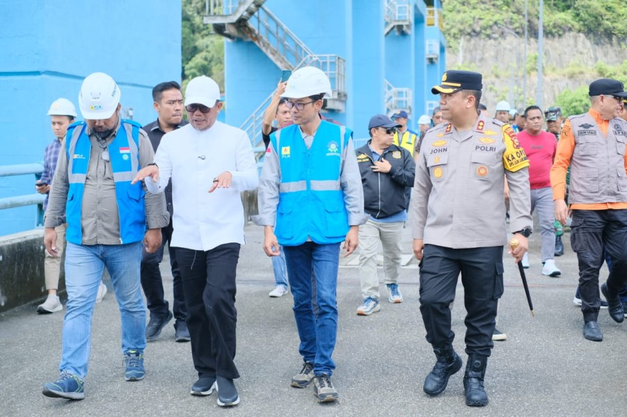 Bupati Pelalawan Kunjungi PLTA Koto Panjang, Pastikan Debit Air Masih Aman