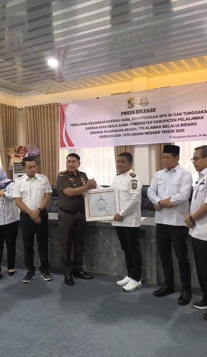 Melalui Kerjasama, Pemda dan Kajari Pelalawan Berhasil Pulihkan Keuangan Daerah dan Penagihan Tunggakan Pajak Daerah