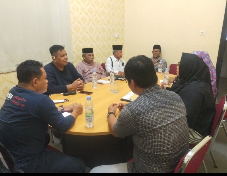 Diduga Tilap Ongkos Umroh, Korban Polisikan IR