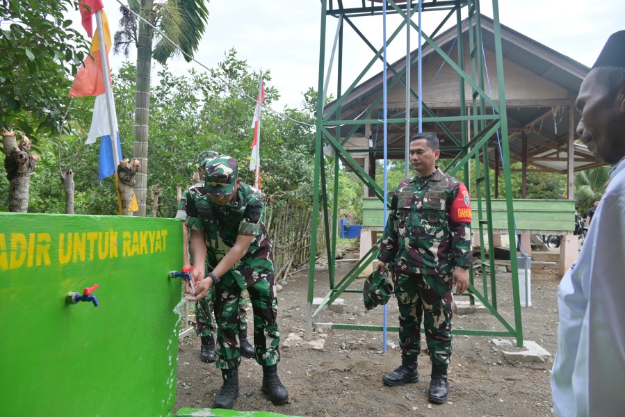 Danrem 011/Lilawangsa Tinjau Sumur Bor, MCK dan Tempat Wudu Hasil TMMD ke-129
