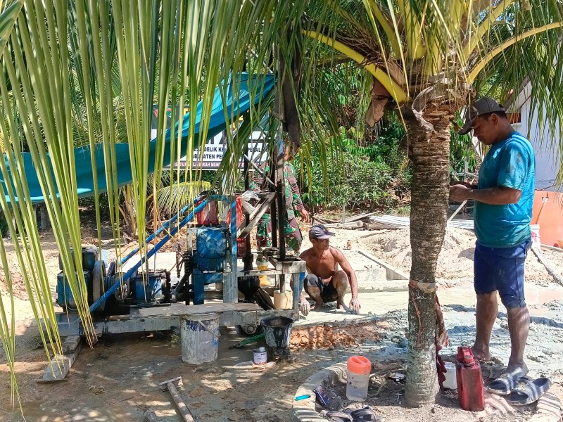 Pengeboran Sumur Bor TMMD ke-129 Kodim 0313/KPR di Desa Delik Tembus Kedalaman 42 Meter